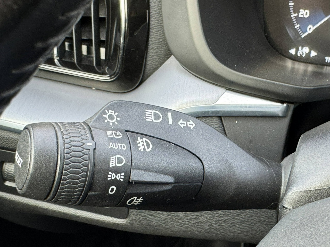 6066007 z24 1787088735 156187d7