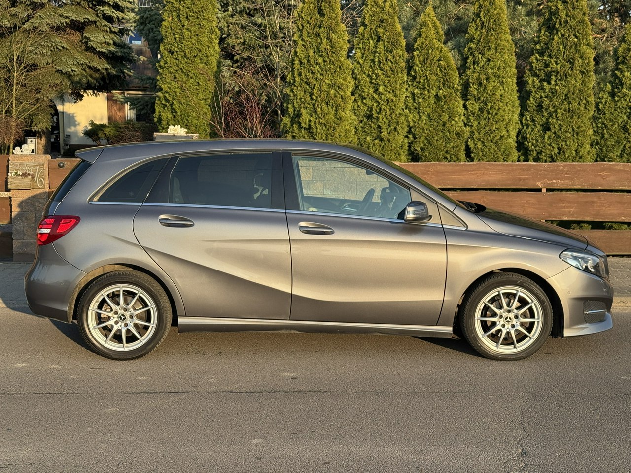 6117497 z5 1774386436 28f98162